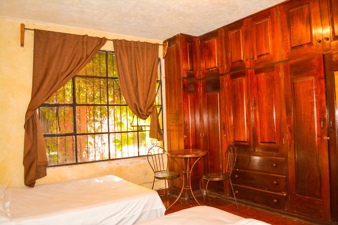 Hotel Don Pedro Antigua Стая снимка