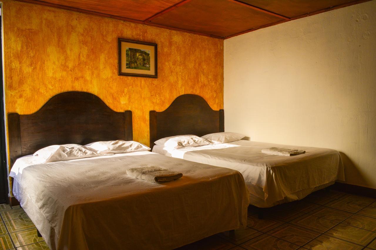 Hotel Don Pedro Antigua Екстериор снимка